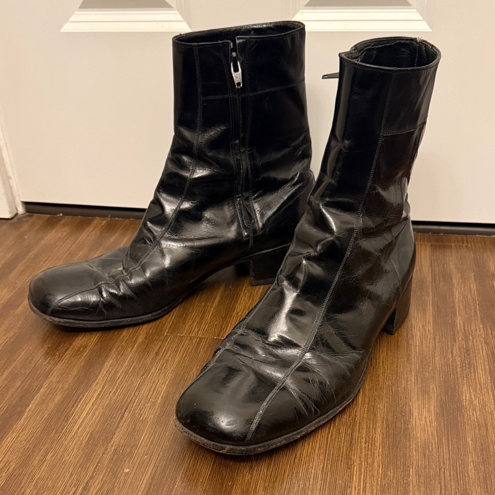 ~1970s Vintage Florsheim Black Leather Zip-Up Dress Boots